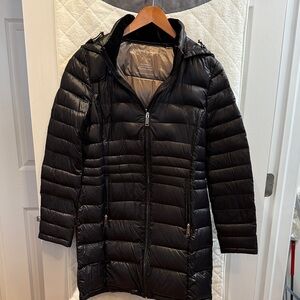 Andrew Marc Women's Sleek Black Packable Puffer Coat
